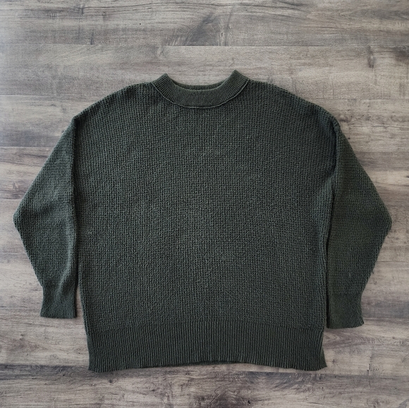 Aerie Green Crewneck Pullover Sweater Small - Picture 7 of 16